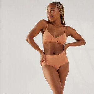 Storq Everyday bra in Canyon (nude) maternity / nursing bra - size small